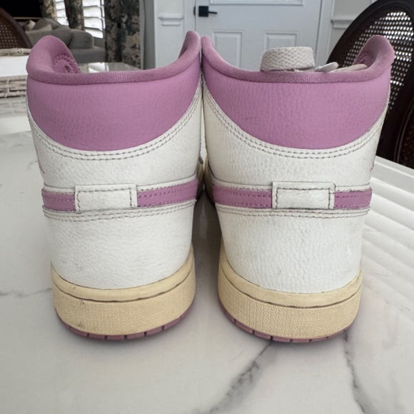 Nike Air Jordan 1 Mid Orchid / Sail. Muslin - Picture 7 of 9